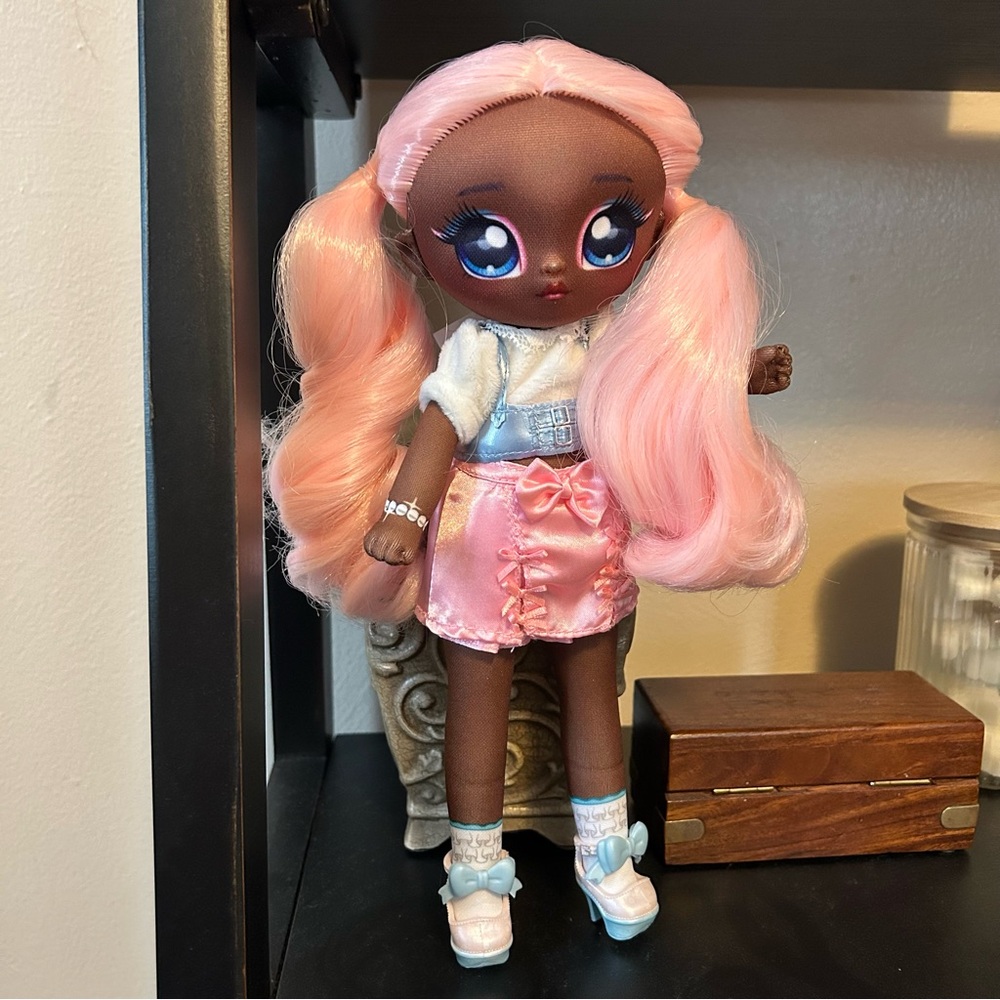 Na! Na! Na! Surprise Teen Fashion Doll - Lila Lamb